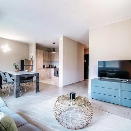Apartment Pazzallo By Quokka 360 - Strategic Location Near The Motorway Exit Lugano